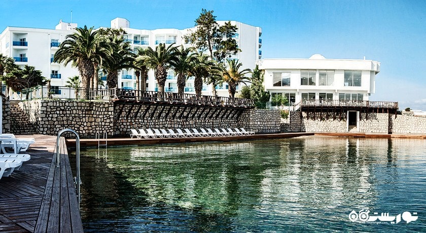 نمای محوطه ساحلی هتل